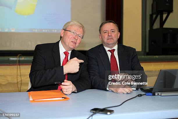 Kevin Rudd Word Prime Minister Kevin Rudd jokes with Deputy Prime Minister Anothony ...