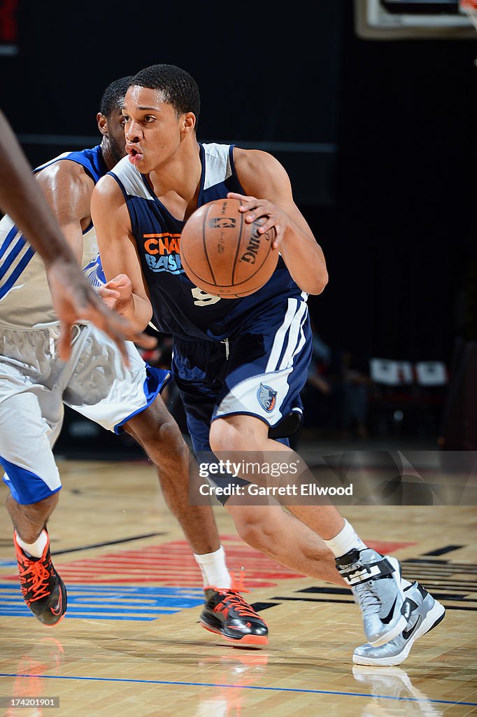 Charlotte Bobcats v Golden State Warriors