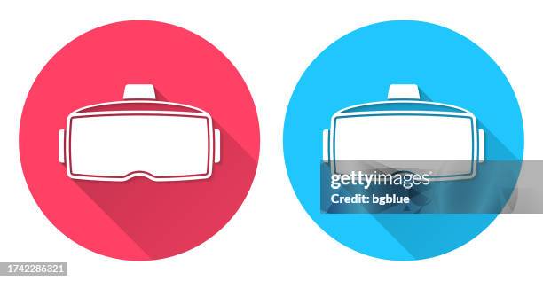 virtual-reality-headset - vr. rundes symbol mit langem schatten auf rotem oder blauem hintergrund - fliegerbrille stock-grafiken, -clipart, -cartoons und -symbole
