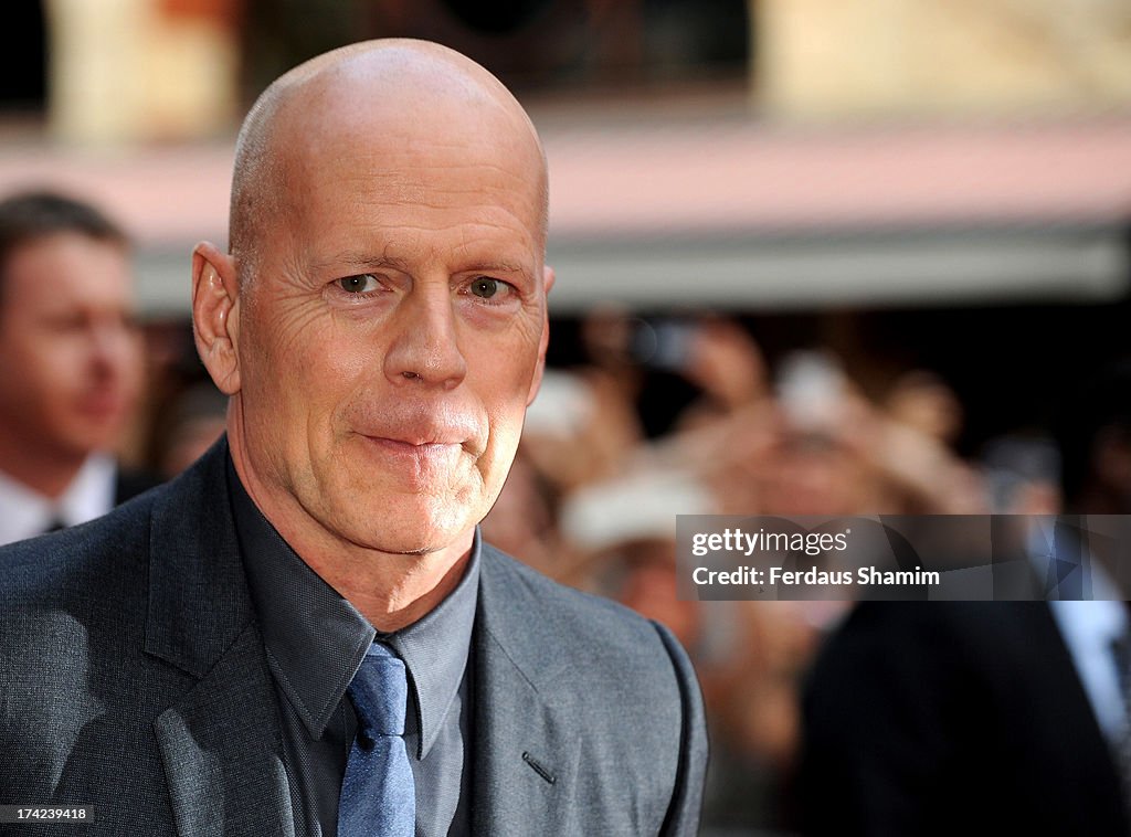 Red 2 - European Premiere - Red Carpet Arrivals