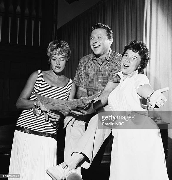 Pictured: Actress Janis Paige, hosts Steve Lawrence, Eydie Gorme in 1958 --