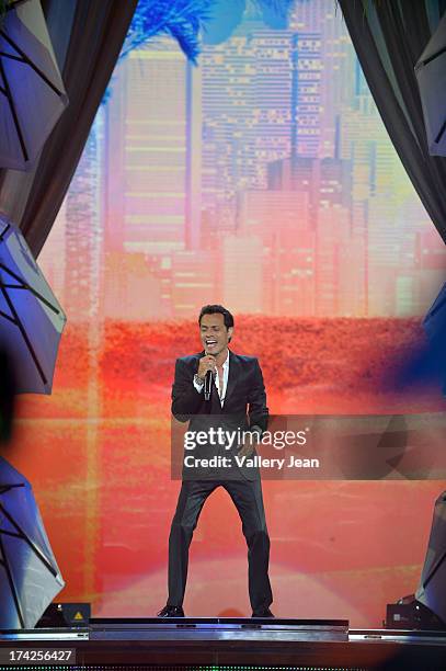 Marc Anthony performs onstage during the Premios Juventud 2013 at Bank United Center on July 18, 2013 in Miami, Florida.