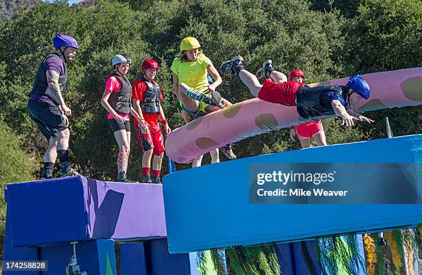 Wipe Out Rocks 52 Newlyweds Love And Other Wipeouts Stock Photos, High-Res Pictures ...