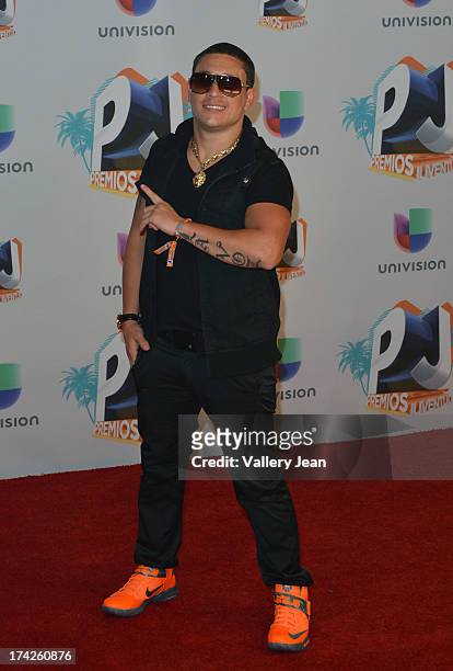 Osmani Garcia poses in the press room during the Premios Juventud 2013 at Bank United Center on July 18, 2013 in Miami, Florida.