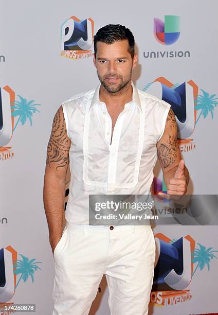 Ricky Martin poses in the press room during the Premios Juventud 2013 at Bank United Center on July 18, 2013 in Miami, Florida.