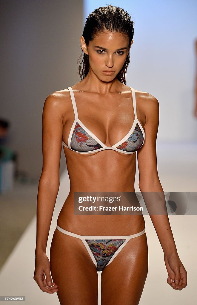 Minimale Animale - Mercedes-Benz Fashion Week Swim 2014 - Runway