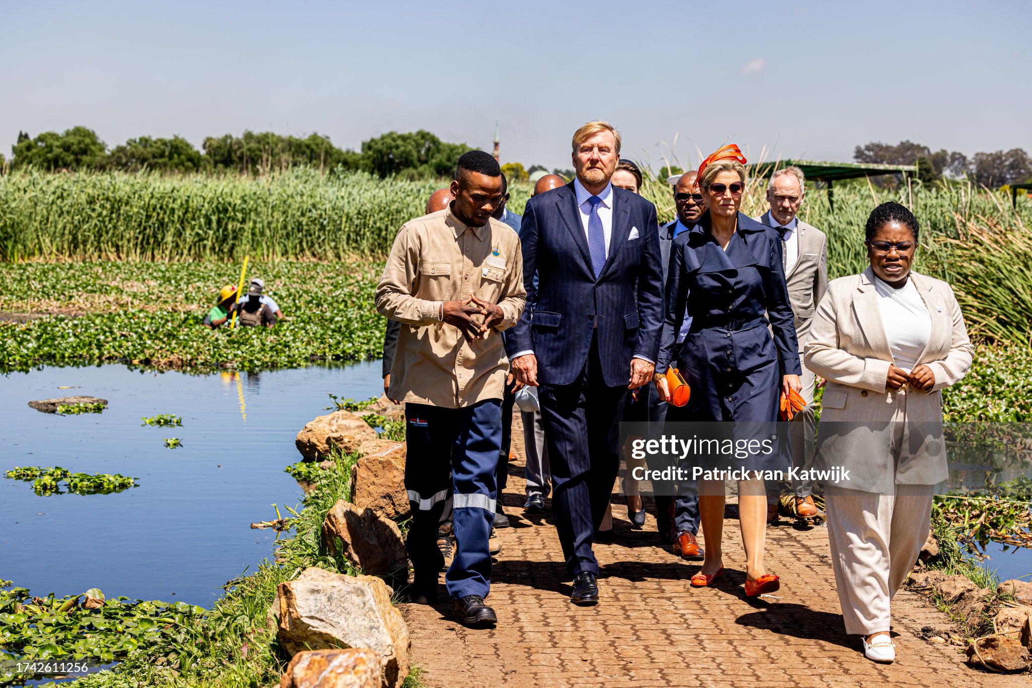 CASA REAL HOLANDESA - Página 100 King-willem-alexander-of-the-netherlands-and-queen-maxima-of-the-netherlands-visits-the
