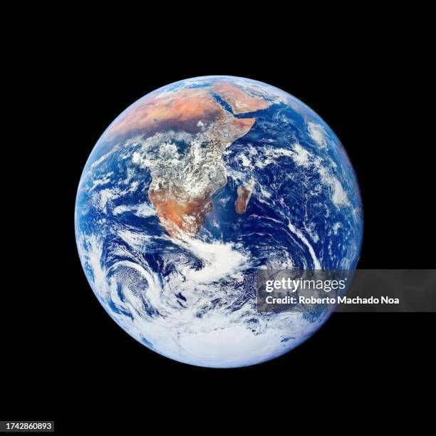 planet earth - satellite view stockfoto's en -beelden