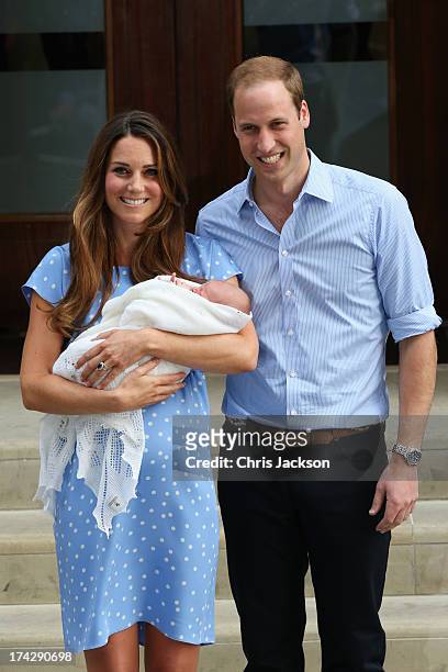 Prince William, Duke of Cambridge and Catherine, Duchess of Cambridge, depart The Lindo Wing with their newborn son at St Mary's Hospital on July 23,...