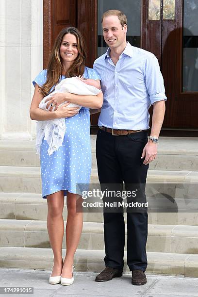 Prince William, Duke of Cambridge, Catherine, Duchess of Cambridge and their newborn son depart the Lindo Wing of St Mary's Hospital on July 23, 2013...