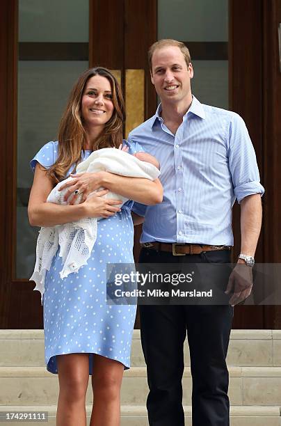 Prince William, Duke of Cambridge, Catherine, Duchess of Cambridge and their newborn son depart the Lindo Wing of St Mary's Hospital on July 23, 2013...