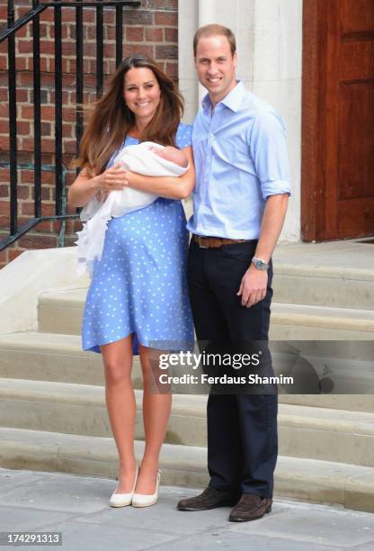 Catherine, Duchess of Cambridge and Prince William, Duke of Cambridge depart The Lindo Wing with their newborn son at St Mary's Hospital on July 23,...