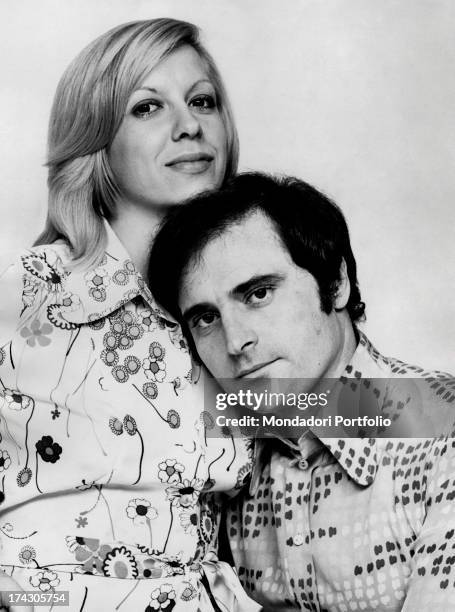 The Italian singer-songwriter Edoardo Vianello with his first wife, the Italian singer Wilma Goich. 1972..