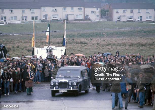 The paramilitary funeral of IRA member Bobby Sands at the Milltown Cemetery in Belfast, England on 7th May, 1981. Bobby Sands died on the 66th day of...