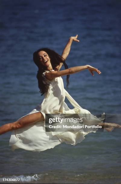 Portrait of the classic dancer Oriella Dorella in Haiti. Haiti, 1981.