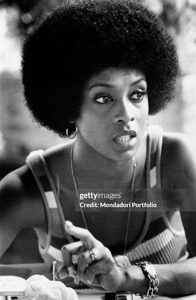 Portrait of American singer and showgirl Lola Falana before her... News