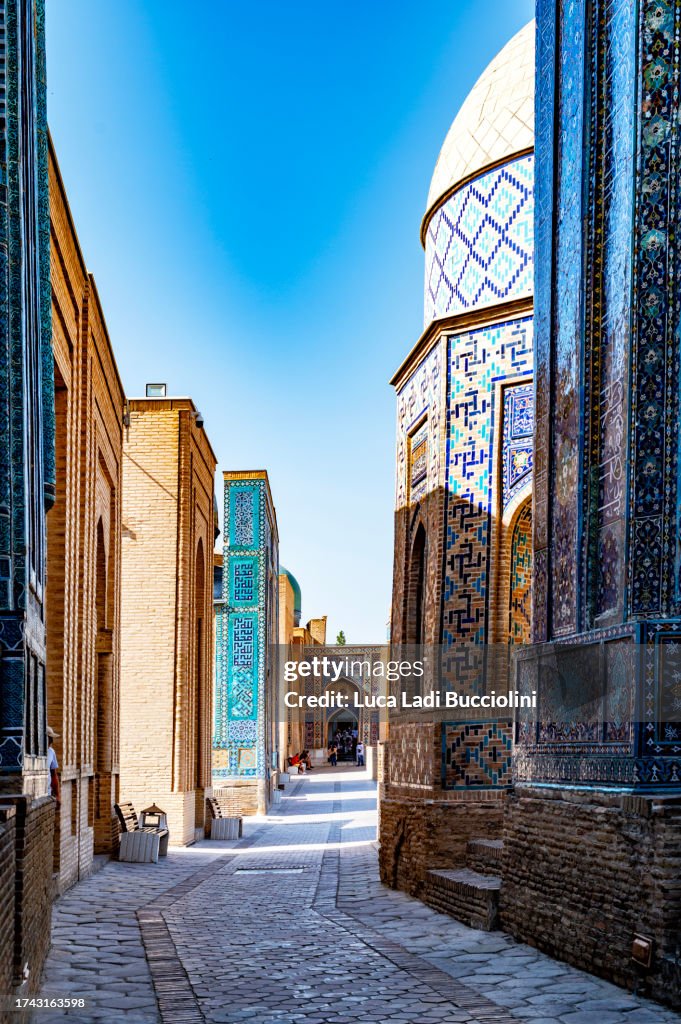 The shakhi-zinda necropolis in Samarkand, Uzbekistan