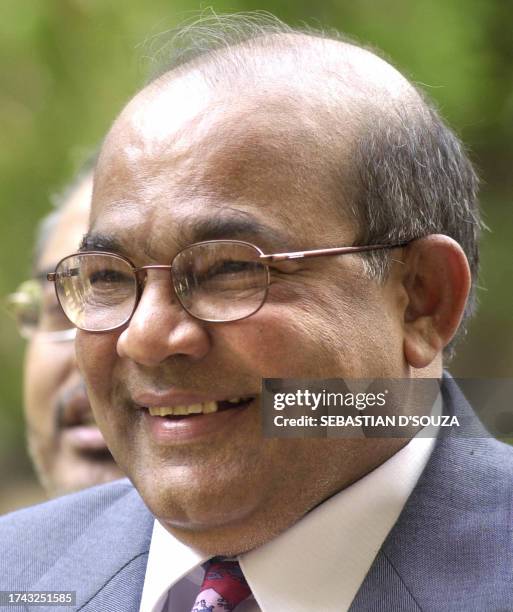 Yv Reddy Rbi 537 Rbi Office Stock Photos, High-Res Pictures, and Images - Getty Images