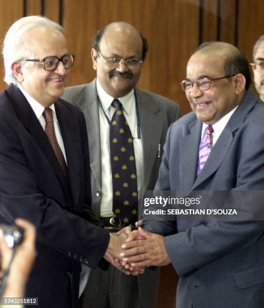 Drv R Reddy Rbi 32 Reserve Bank Of India Governor Bimal Jalan Stock Photos, High-Res ...