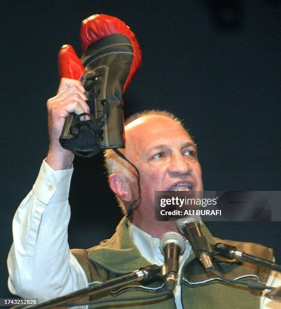 Aldo Rico, intendent of the San Miguel locality and precandidate for governor of bonaerense, makes during his speech an alegory with boxing glove to...