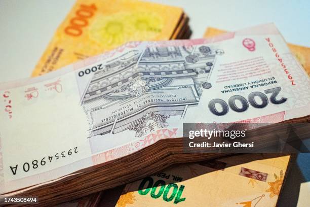 1000 Won Banknote Photos And Premium High Res Pictures Getty Images 1000-won-banknote-photos-and-premium-high-res-pictures-getty-images