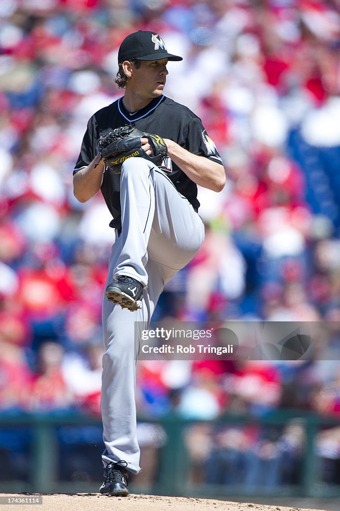 Miami Marlins v Philadelphia Phillies