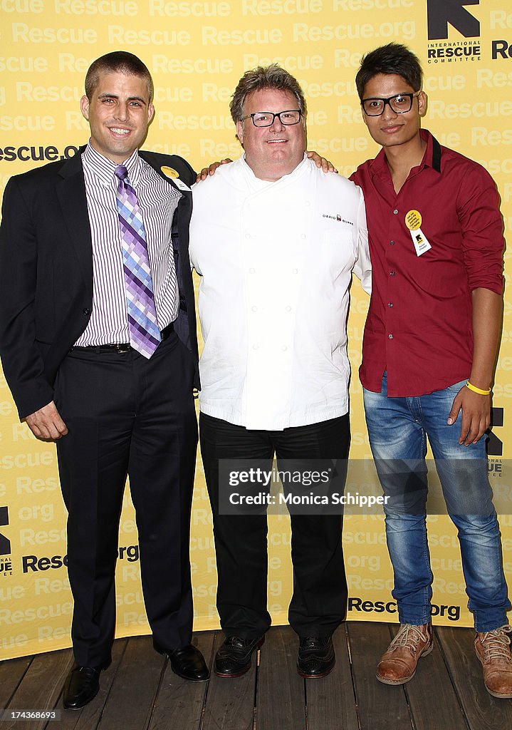 Verdorde heel fijn Teleurgesteld Alex Sweet, Chef David Burke and Parbat Chapagai attend Third Annual... Nieuwsfoto's - Getty Images Verdorde heel fijn Teleurgesteld Alex Sweet, Chef David Burke and Parbat Chapagai attend Third Annual... Nieuwsfoto's - Getty Images