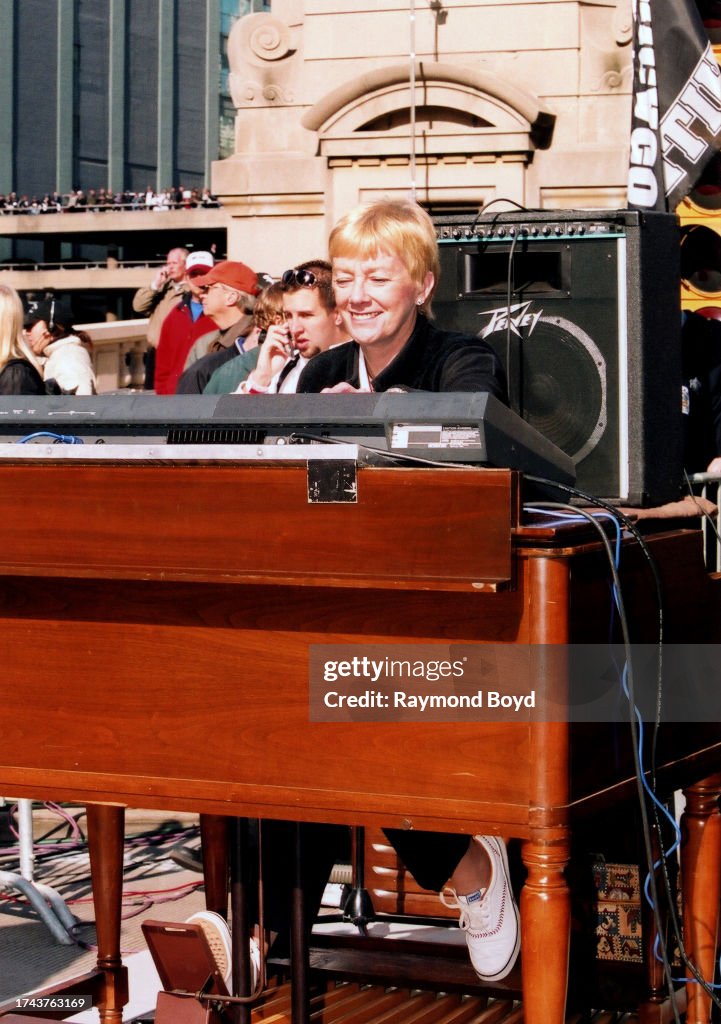 Nancy Faust Chicago White Sox organist Nancy Faust performs during the Chicago ...