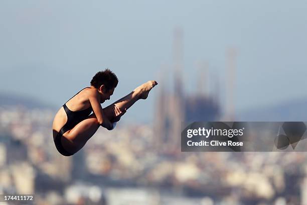 Yajie Si of China competes in the Women's 10m Platform Diving final on day six of the 15th FINA World Championships at Piscina Municipal de Montjuic...