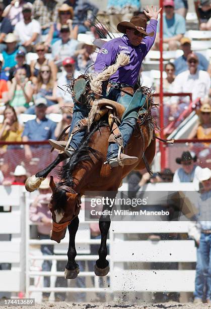 Frontier Days Rides The Cheyenne Frontier Days Rodeo Photos and Premium High Res Pictures ...