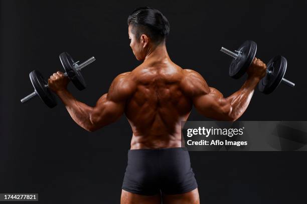 japanese male bodybuilder - male buttocks stockfoto's en -beelden