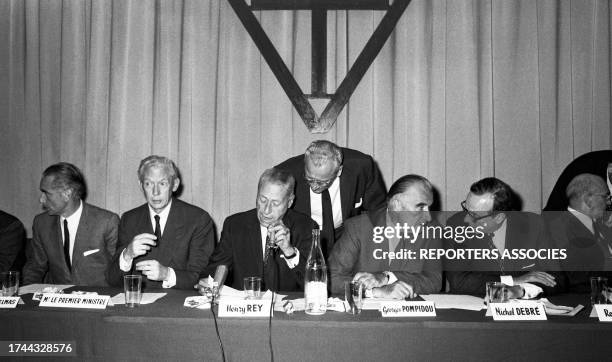 Henry Rey 127 Maurice Delmas Stock Photos, High-Res Pictures, and Images - Getty ...