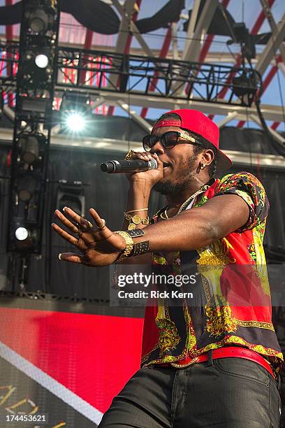 Nicholas Raper Rapper Nicholas Williams Photos and Premium High Res Pictures - Getty ...