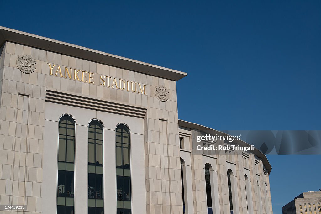 Los Angeles Dodgers v New York Yankees