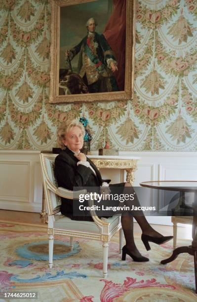 Bernadette Chirac dans une des salles du Palais de l'Elysée, à Paris le 29 mai 2001.