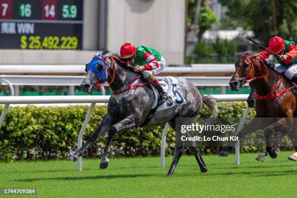 Jockey Hugh Bowman riding Chiu Chow Brother wins the Race 4 So Kon Po Handicap at Sha Tin Racecourse on September 17, 2023 in Hong Kong.