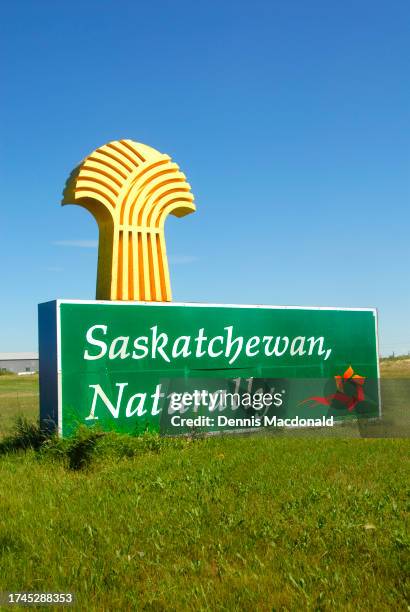 Sask Signs Saskatchewan Highway Photos and Premium High Res Pictures - Getty Images