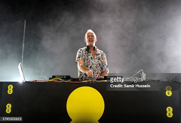 Fatboy Slim and virtual backing dancers from across the UK light up the sky above Alexandra Palace, to form the world's biggest holographic...