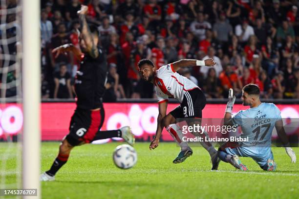 Miguel Borja of River Plate scores the team's second goal during a Copa de la Liga Profesional 2023 match between Colon and River Plate at Brigadier...