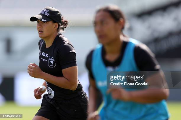 Tyla Nathan-Wong of the Kiwi Ferns warms up during a New Zealand Kiwis training session at Eden Park on October 20, 2023 in Auckland, New Zealand.