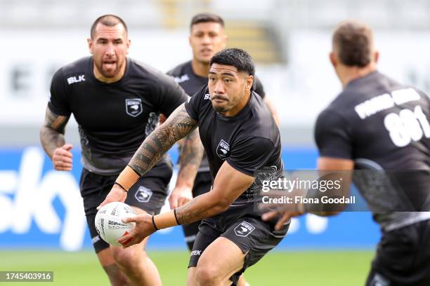 Moses Leota passes during a New Zealand Kiwis training session at Eden Park on October 20, 2023 in Auckland, New Zealand.