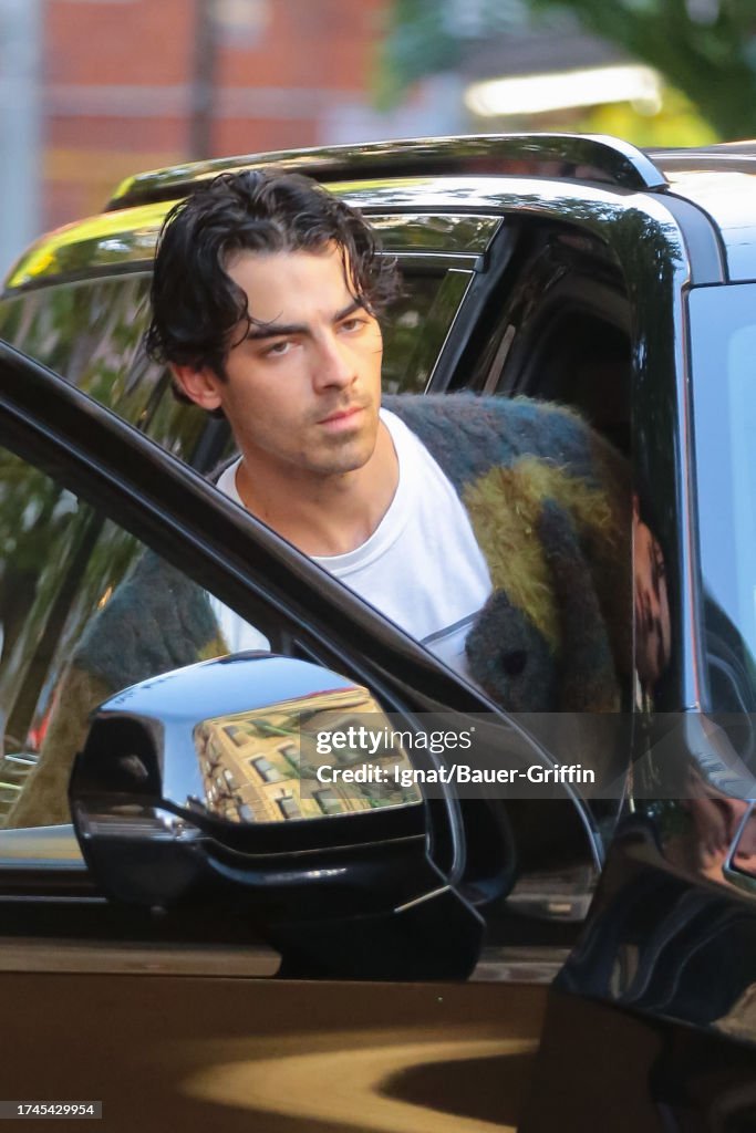 Celebrity Sightings In New York - October 25, 2023