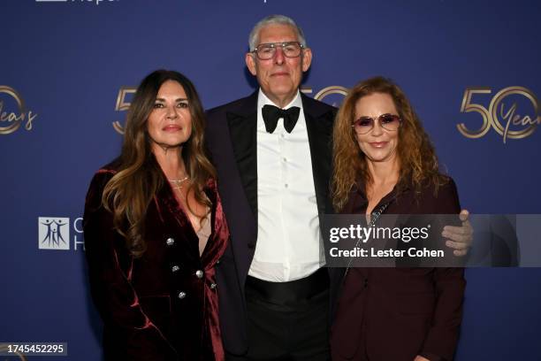 Lou Taylor, honoree Lyor Cohen, Global Head of Music at YouTube and Google and Dina LaPolt attend City of Hope's 2023 Music, Film & Entertainment...