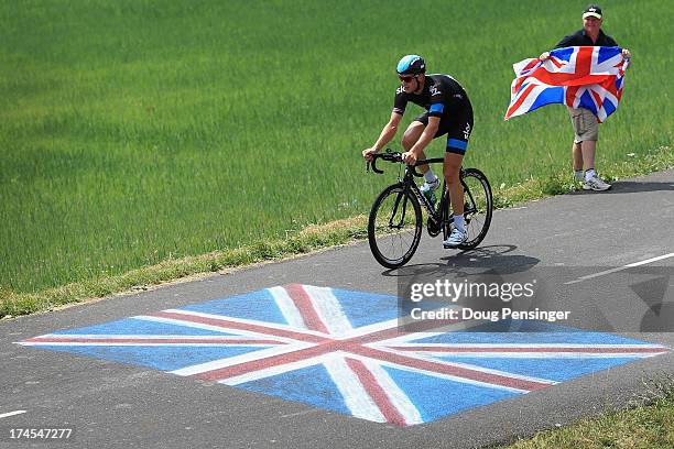 Ian Stannard of Great Britain riding for Sky Procycling competes during stage seventeen of the 2013 Tour de France, a 32KM Individual Time Trial from...