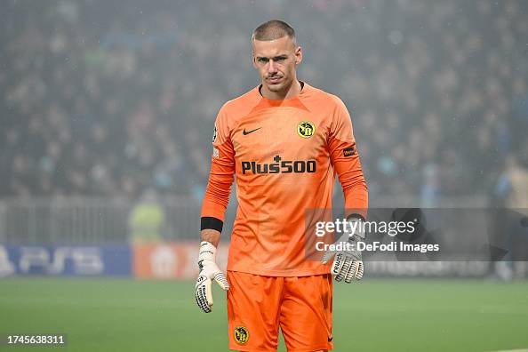 Tony Raciopp goalkeeper Anthony Racioppi of Young Boys Bern looks on during the ...