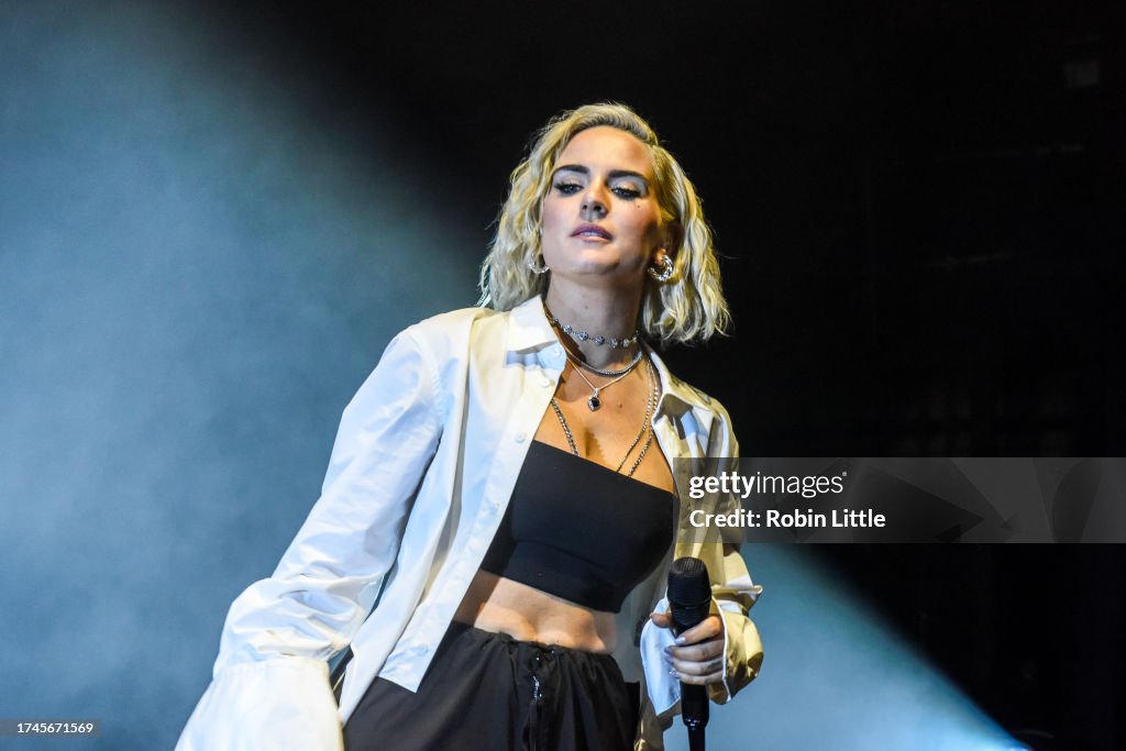 Mahalia Performs At Eventim Apollo