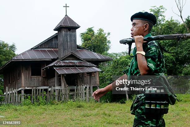 Dkba Democratic Karen Buddhist Army Photos and Premium High Res Pictures ...