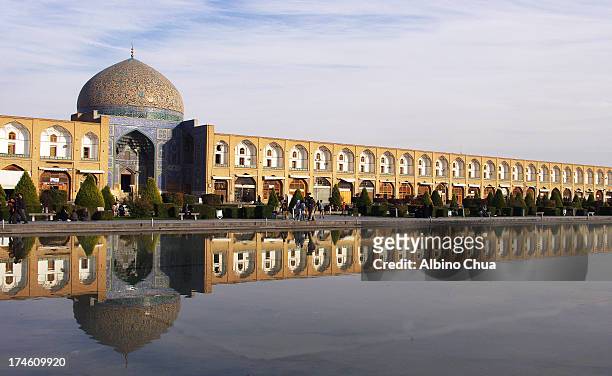 reflections of grandeur - emam khomeini square stock pictures, royalty-free photos & images