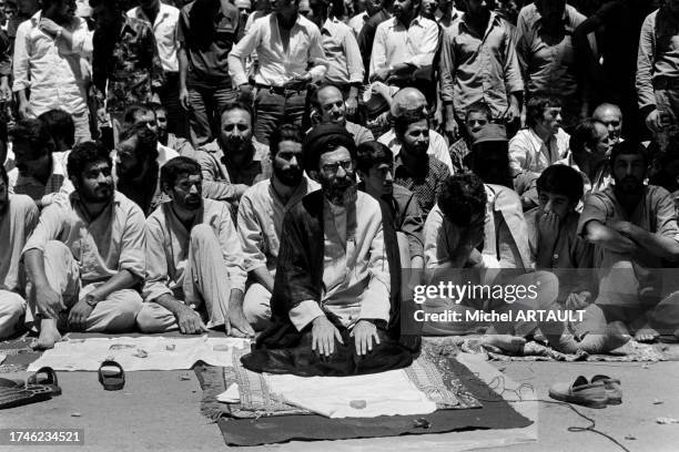 Le prêche d'Ali Khamenei lors de la prière du vendredi à l'université de Téhéran, le 27 juillet 1980.