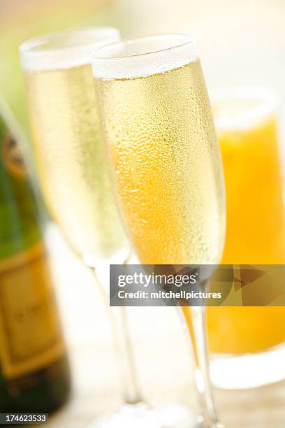 champagne breakfast - mimosa drink stock pictures, royalty-free photos & images